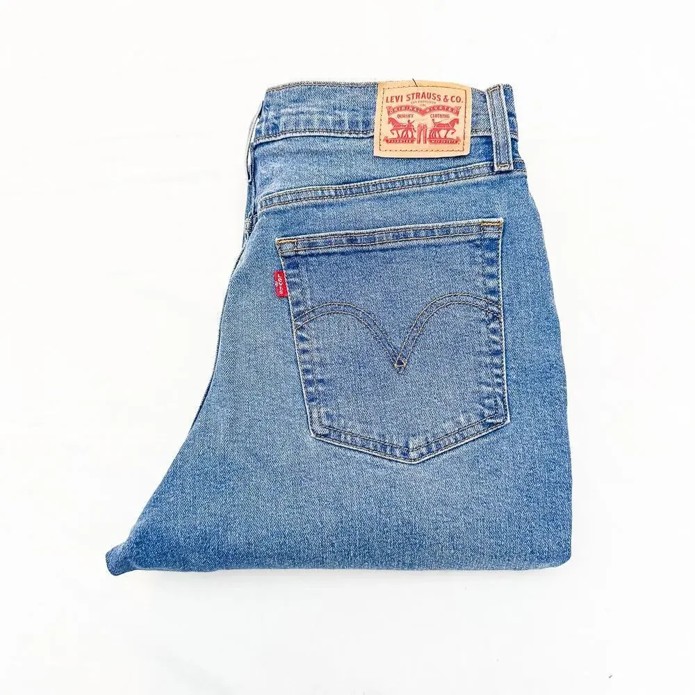 Levi's Wedgie Straight Button Fly Denim Jeans Straight Leg Size 32